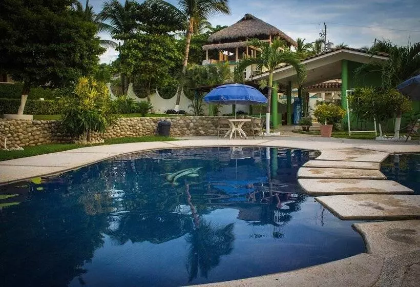 Suites & Hotel Punta Esmeralda