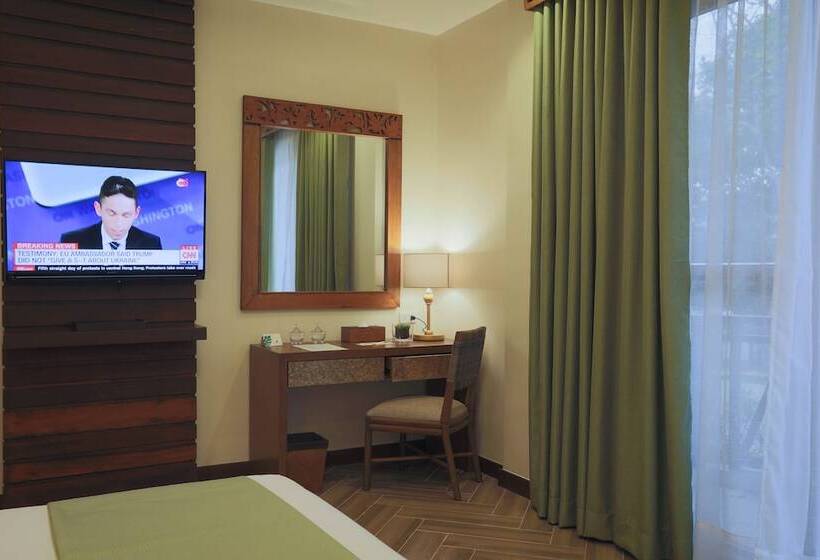 فندق La Jolla Luxury Beach Resort