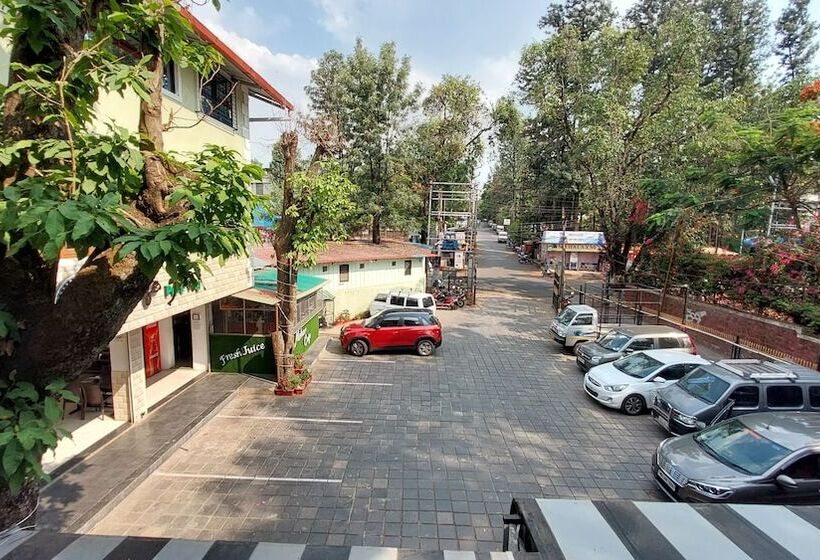 호텔 Onella Regency