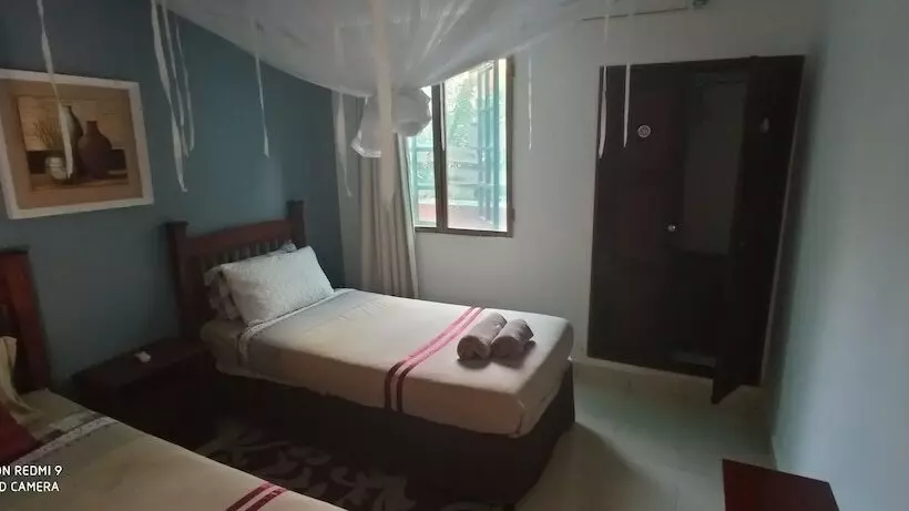 Hotel Waves Lodge