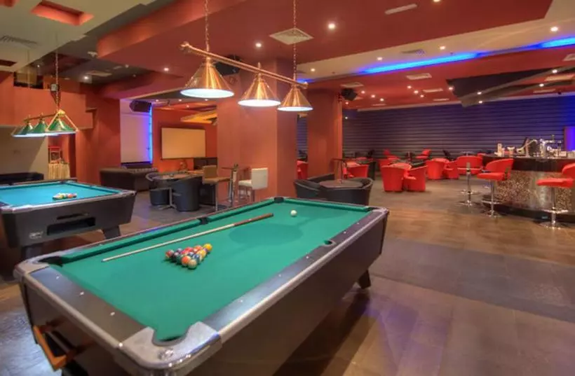 호텔 Bm Acacia  And Apartments