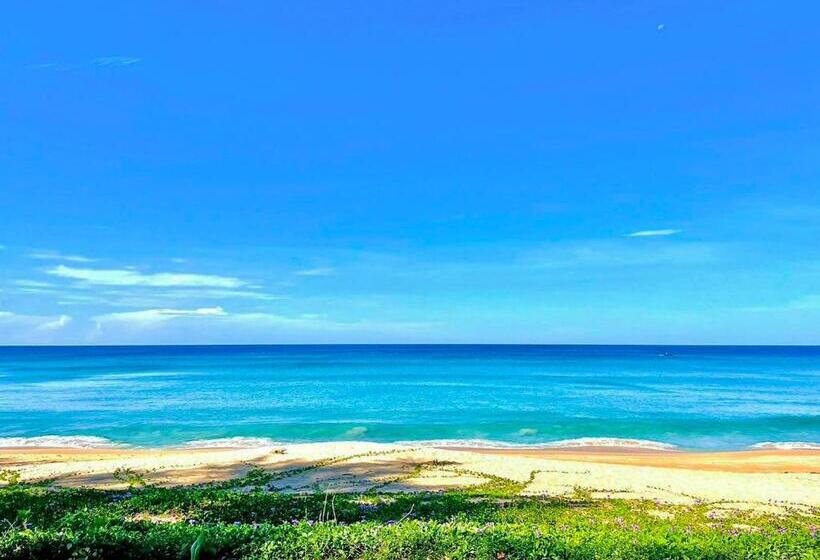 D Varee Mai Khao Beach Resort, Thailand