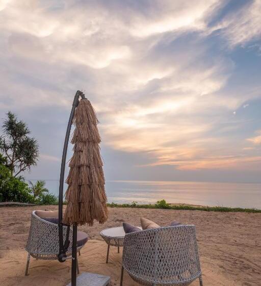 D Varee Mai Khao Beach Resort, Thailand