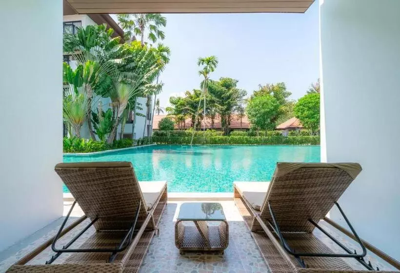 D Varee Mai Khao Beach Resort, Thailand