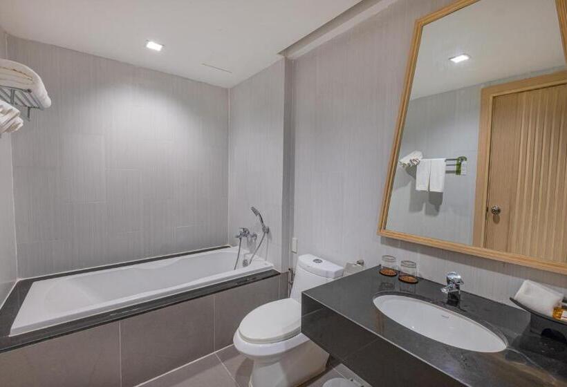 D Varee Mai Khao Beach Resort, Thailand