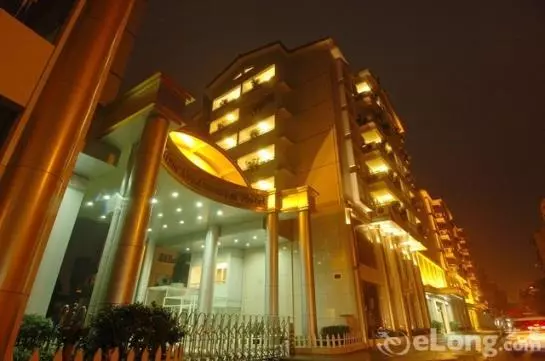 Fortune Condominium Hotel