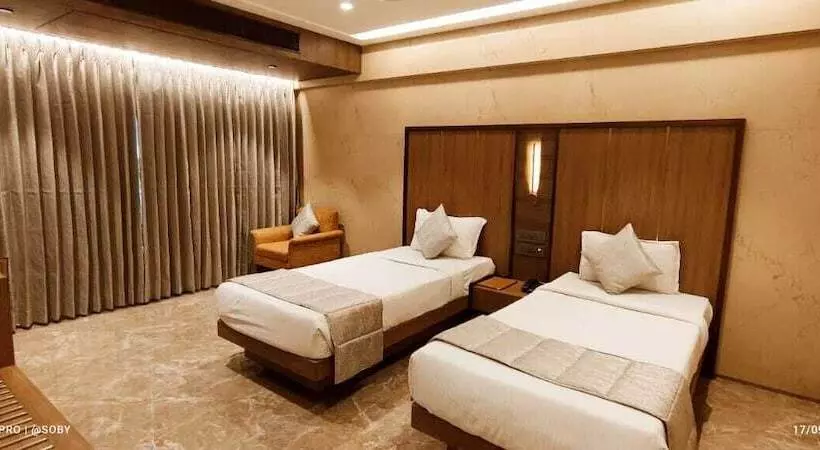 ホテル Archana Residency