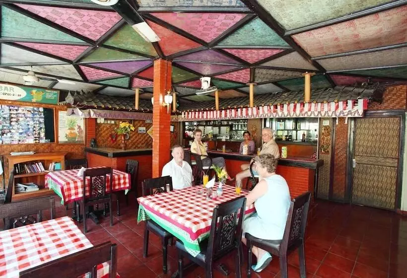 酒店 Bakung Sari Resort