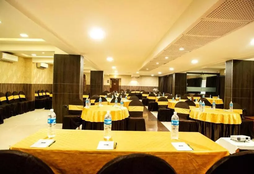 Bangalore Gate Hotel & Conferences