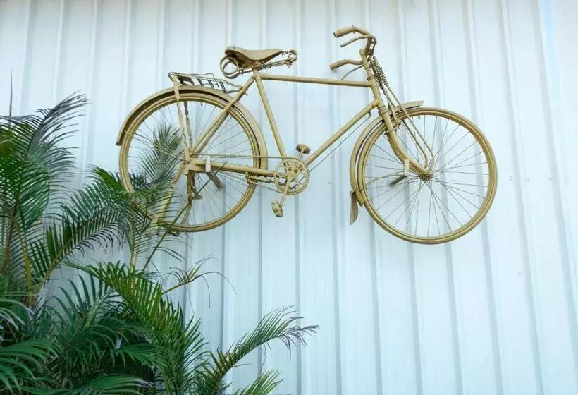 Bangalore Gate Hotel & Conferences