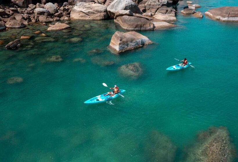 בית מלון כפרי Banyan Tree Samui