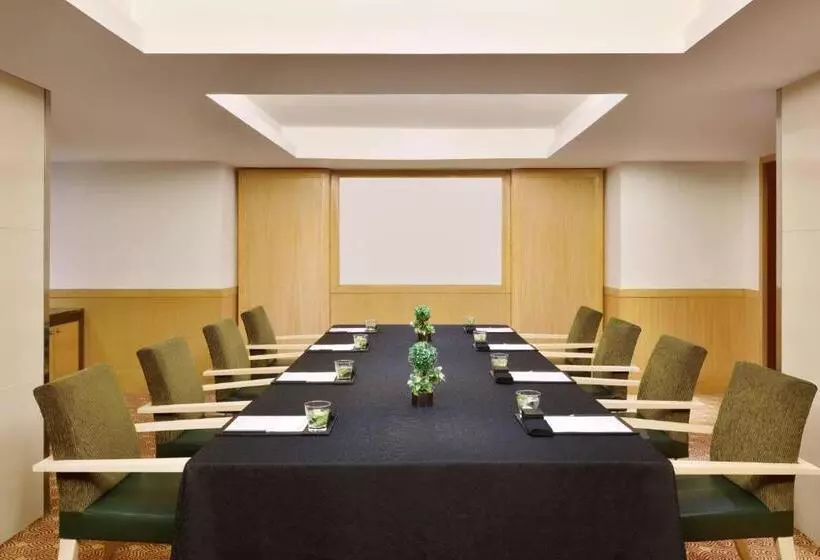 Hotel Courtyard By Marriott Chennai