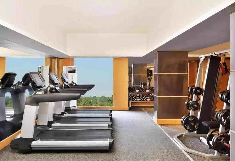 Hotel Courtyard By Marriott Chennai