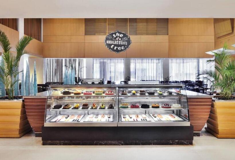 בית מלון כפרי Courtyard By Marriott Chennai