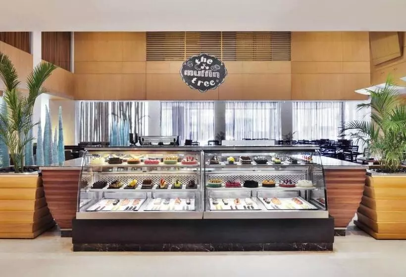 Hotel Courtyard By Marriott Chennai