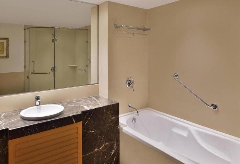 בית מלון כפרי Courtyard By Marriott Chennai