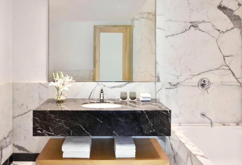 בית מלון כפרי Courtyard By Marriott Chennai