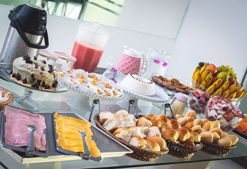 בית מלון כפרי Dan Inn Express Salvador