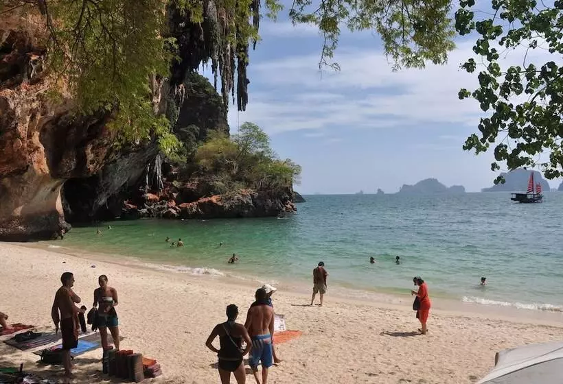 בית מלון כפרי Diamond Cave Resort