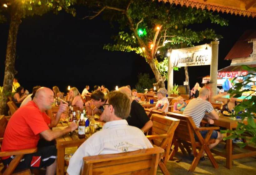 Отель Diamond Cave Resort