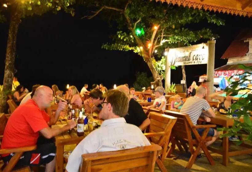 בית מלון כפרי Diamond Cave Resort