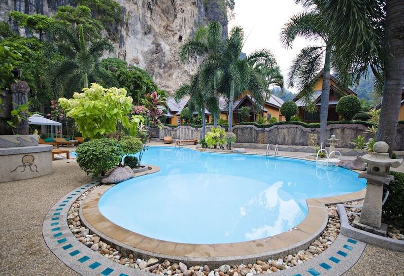 Отель Diamond Cave Resort