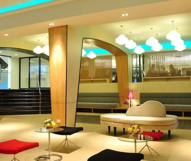 Flipper Lodge Hotel   Sha Extra Plus