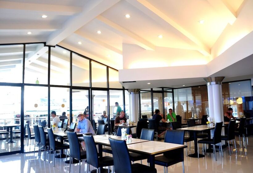 Flipper Lodge Hotel   Sha Extra Plus