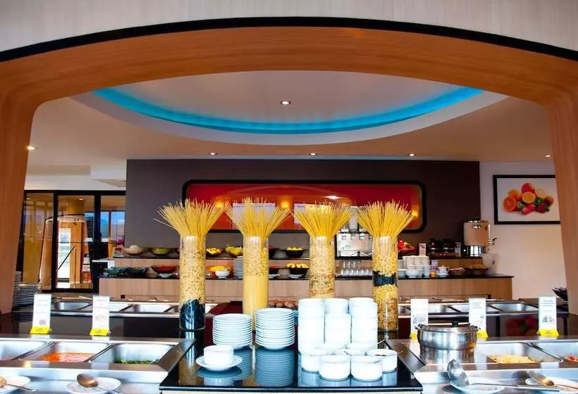 Flipper Lodge Hotel   Sha Extra Plus