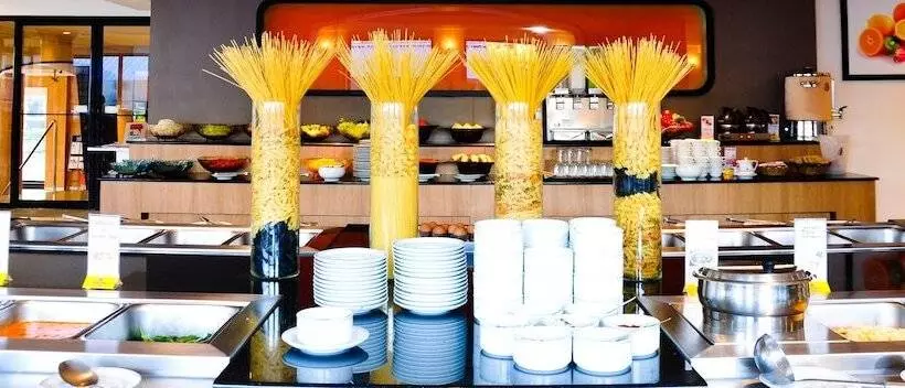 Flipper Lodge Hotel   Sha Extra Plus