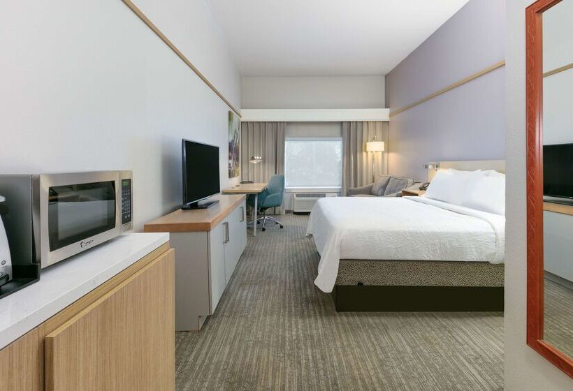 Отель Hilton Garden Inn Irvine East/lake Forest