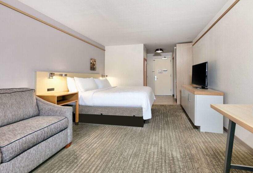 Отель Hilton Garden Inn Irvine East/lake Forest