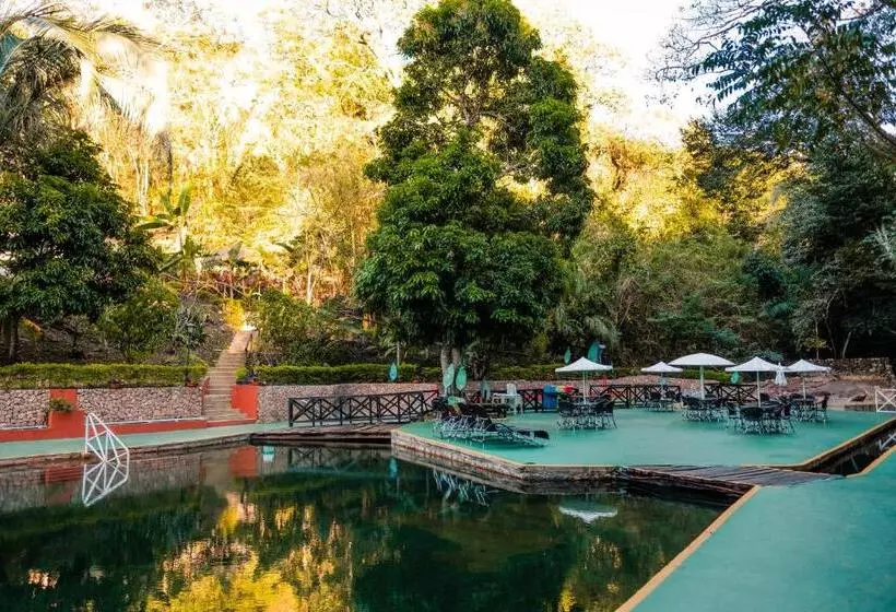 Отель Mato Grosso Águas Quentes