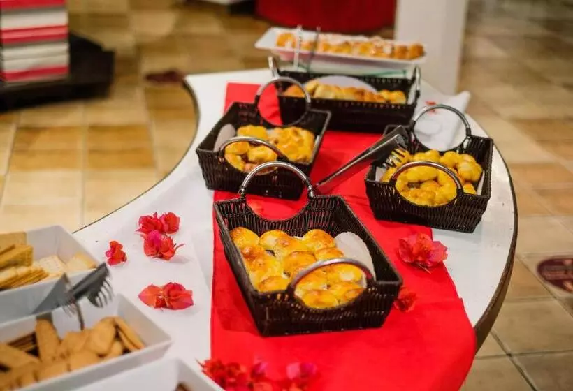 Отель Mato Grosso Águas Quentes