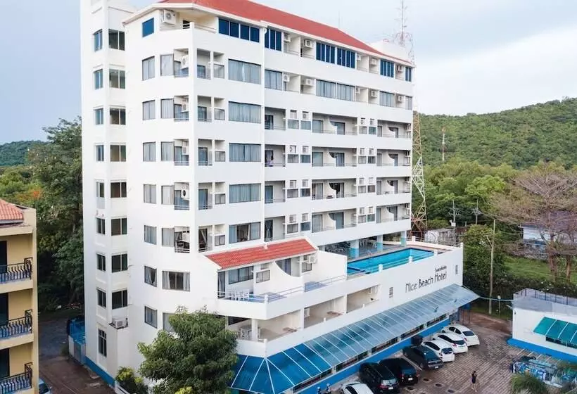 호텔 Nice Beach