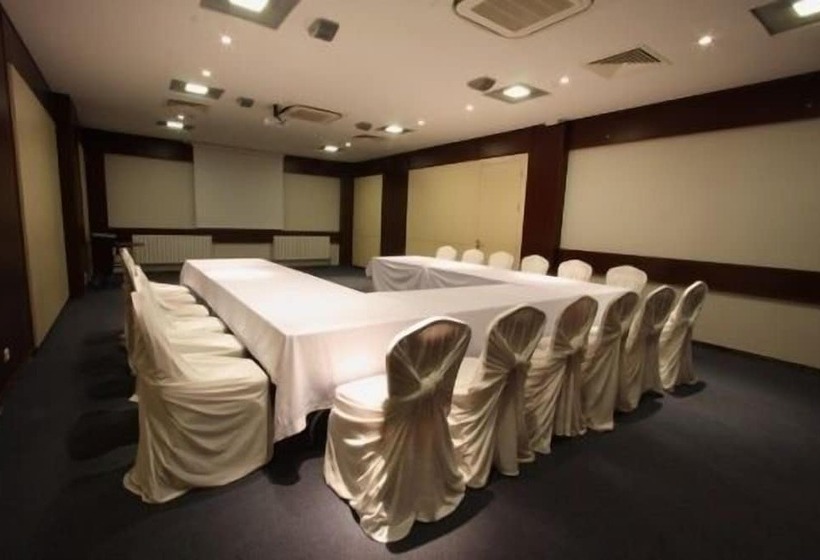 هتل No 19 Boutique