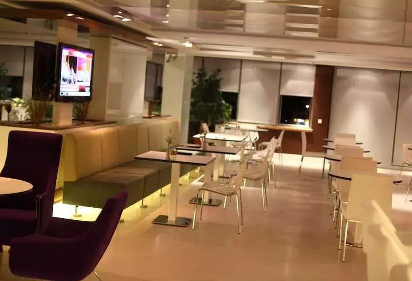 هتل No 19 Boutique