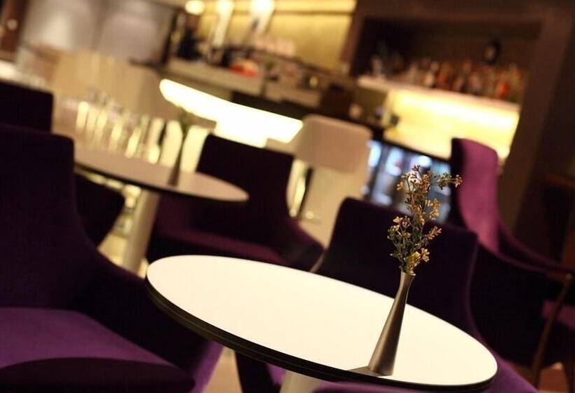 هتل No 19 Boutique