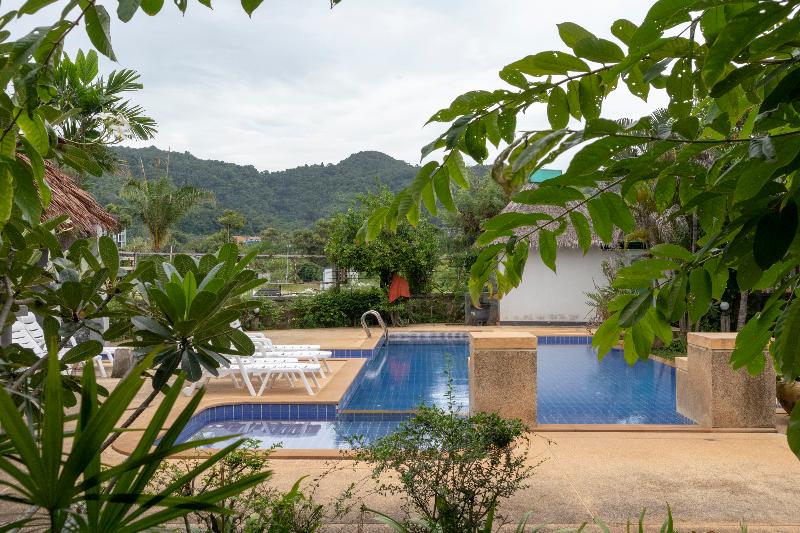 فندق Noppharat Resort