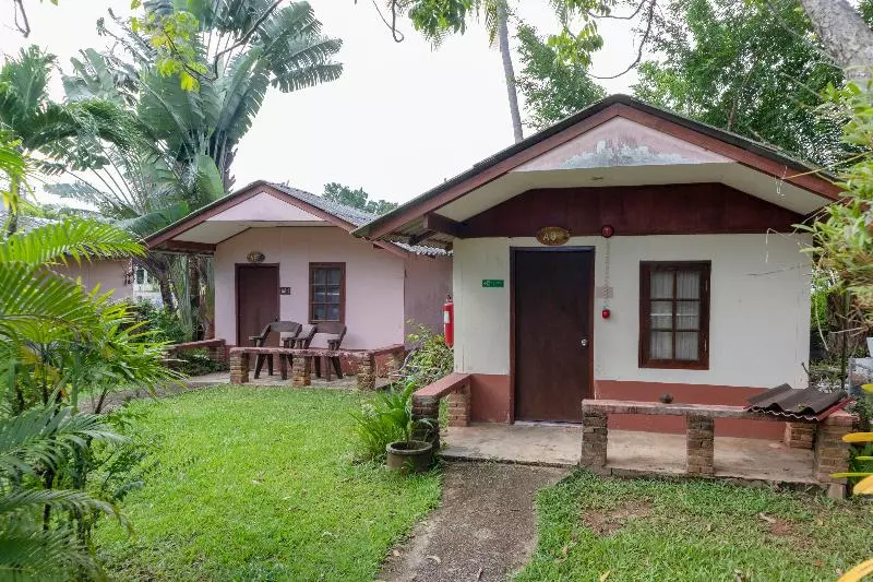 בית מלון כפרי Noppharat Resort