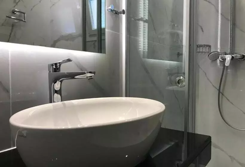 Отель Philoxenia