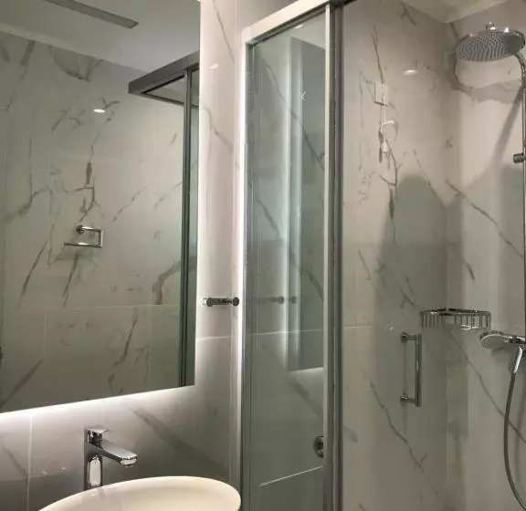 Отель Philoxenia