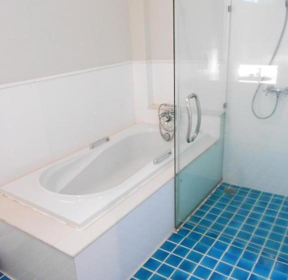 Hotel Rachawadee Resort &