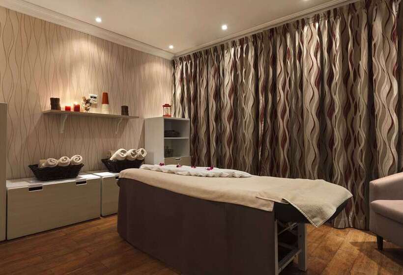 Ramada Hotel & Suites By Wyndham Ajman