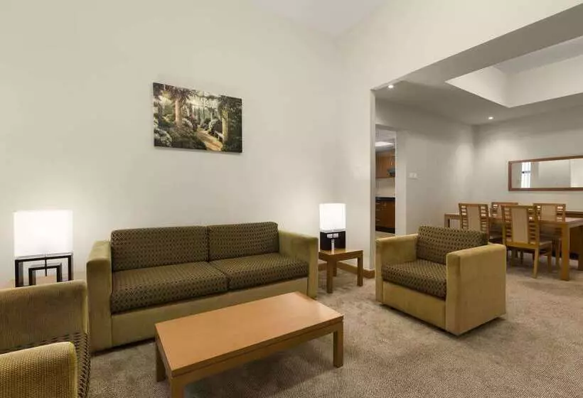 Ramada Hotel & Suites By Wyndham Ajman