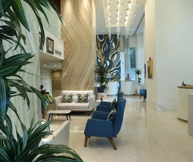 هتل Ramada By Wyndham Downtown Dubai