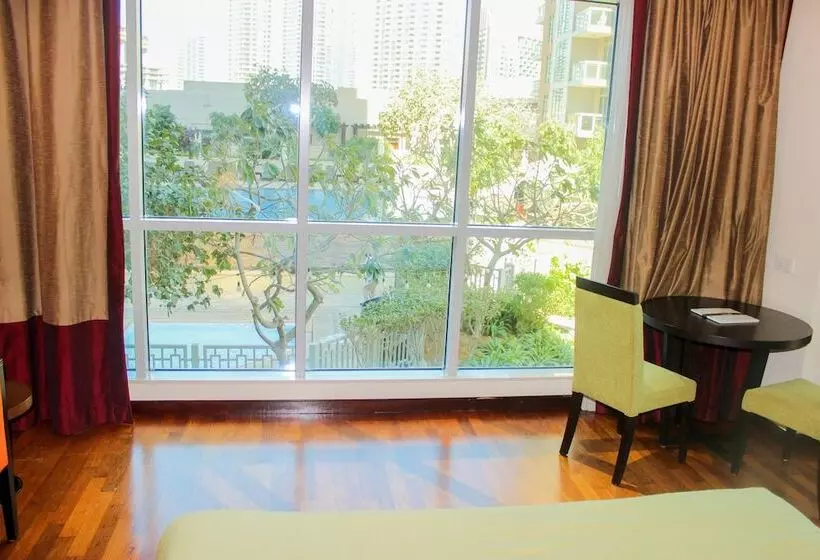 هتل Ramada By Wyndham Downtown Dubai