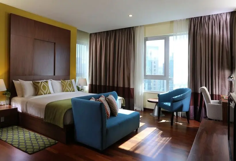 هتل Ramada By Wyndham Downtown Dubai