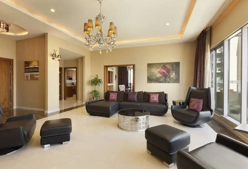 هتل Ramada By Wyndham Downtown Dubai