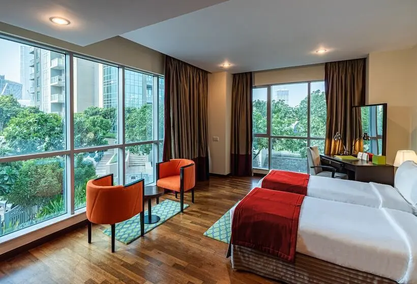 هتل Ramada By Wyndham Downtown Dubai